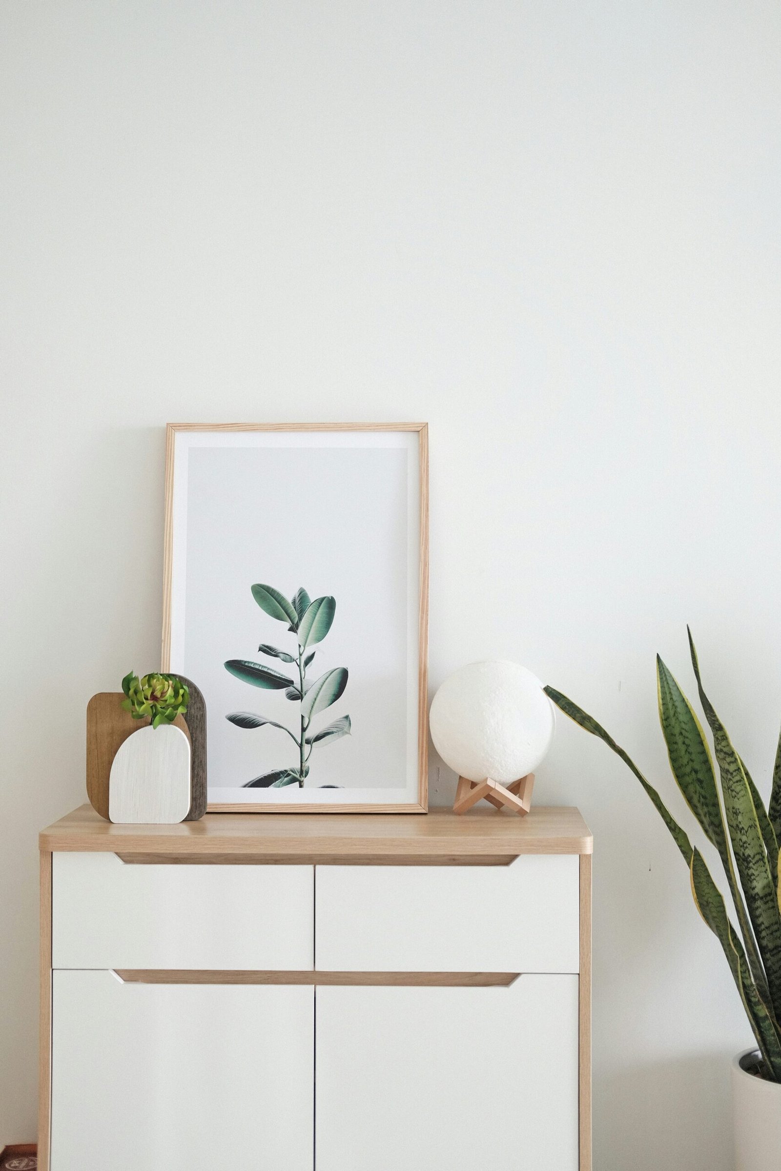 Neutral Decor Pieces That Work Year-Round 13 wall decoration