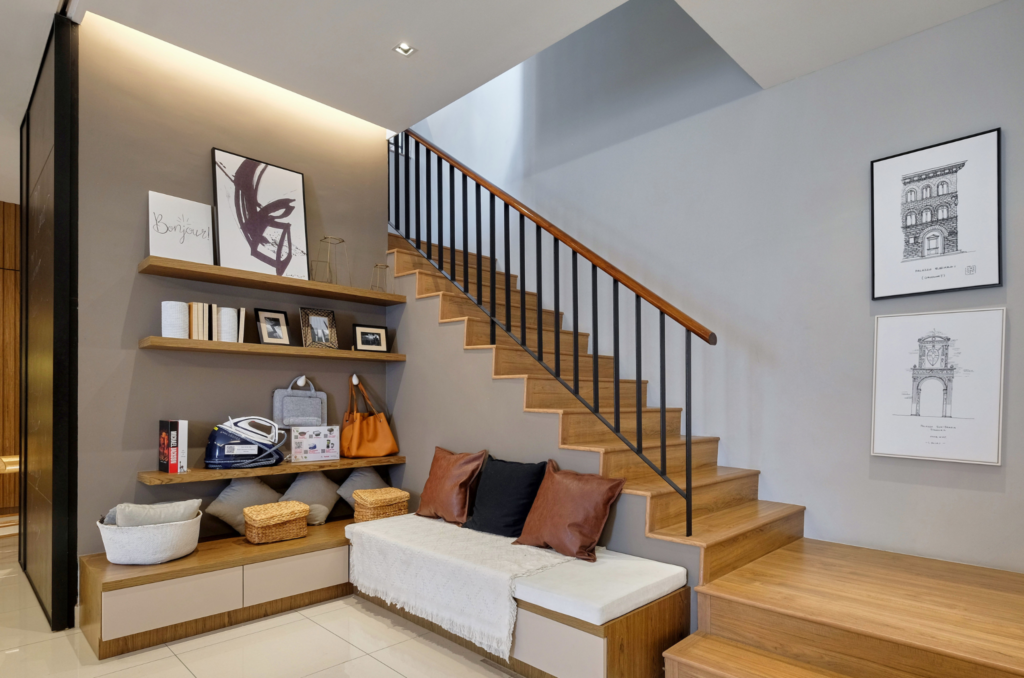 dropzone in entryway