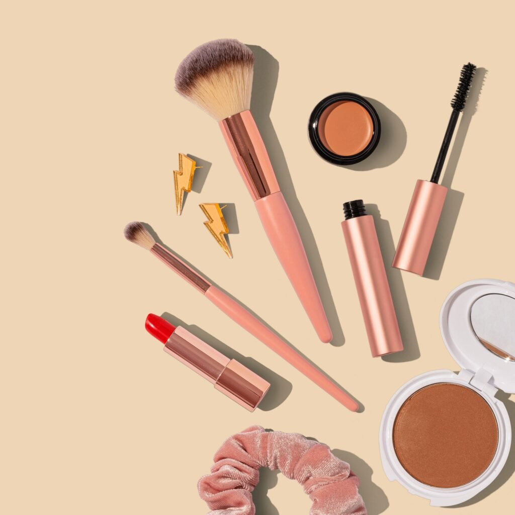 Simple Everyday Makeup Essentials for a Natural Look 13 shamblen studios xwM61TPMlYk unsplash