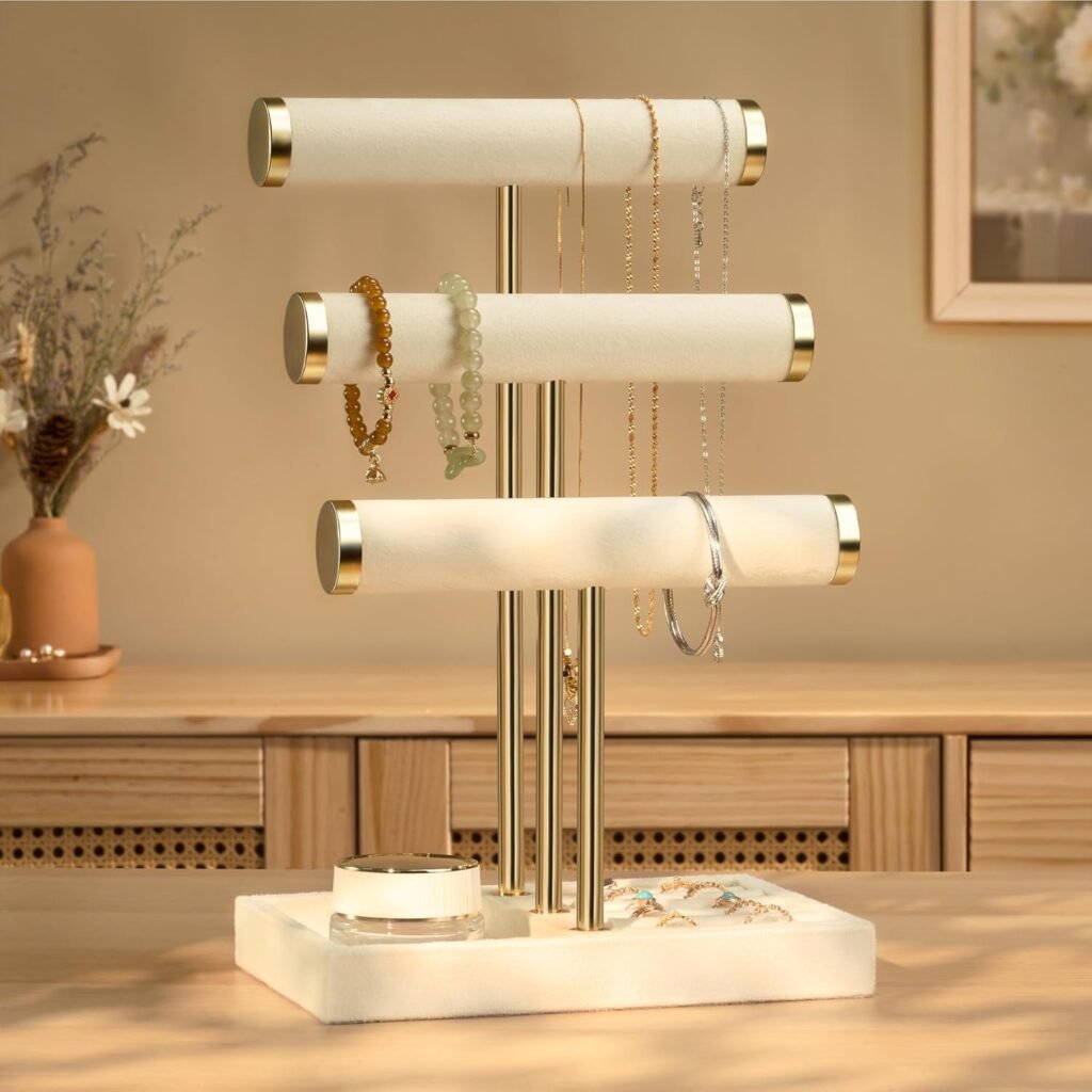minimalist jewelry organizer