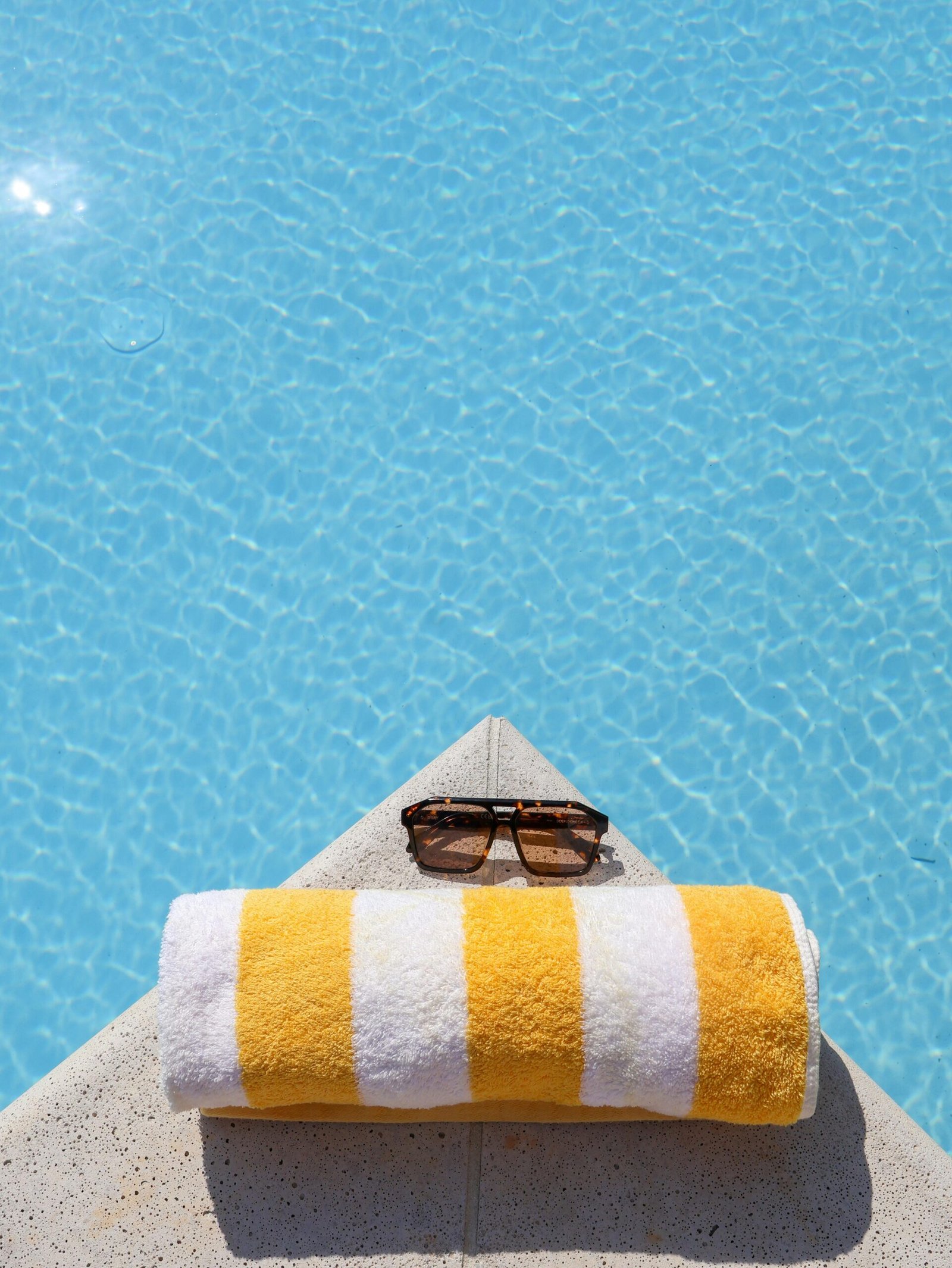 beach & pool day essentials